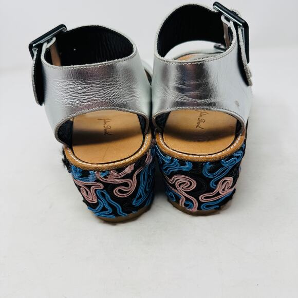 John David Silver Platform Sandals 38 Chunky Embroidered Sole Festival Shoe - Picture 8 of 12